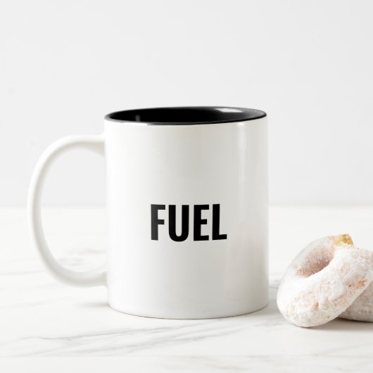Fuel schwarze Buchstaben weiß Zweifarbige Tasse (Mit Donut)