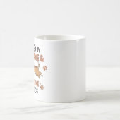 Fueled by Caffeine & Canine Chaos Kaffeetasse (Mittel)