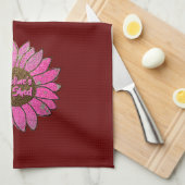 Fügen Sie den Text, den sie mit rosa Sonnenblumen  Geschirrtuch (Viertel Falte)