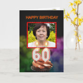 Fügen Sie ein Bild, 60. Geburtstag mit Kuchen und  Karte (Gelbe Blume)