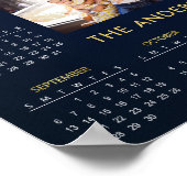 Fügen Sie Ihr eigenes Familienfoto 2026 Kalender h Poster (Ecke)