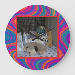 Fügen Sie Ihr eigenes Foto Retro Farbige Wirbel Große Wanduhr