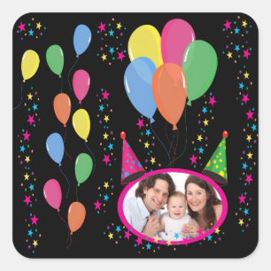 Fügen Sie Ihr eigenes Foto zu Party Hats und Ballo Quadratischer Aufkleber