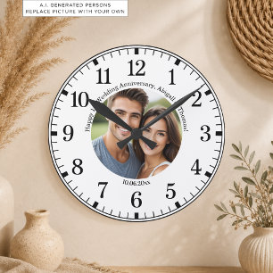 Fügen Sie Ihr eigenes Paar-Foto zum 1. Hochzeitsta Runde Wanduhr