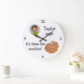 Fügen Sie Ihr Foto hinzu: "Zeit für Cookies" Große Wanduhr (Zuhause)