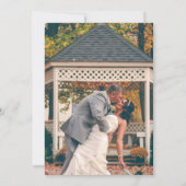 Fügen Sie Ihr Foto, mutige Typografie Hochzeitsemp Einladung (Rückseite)