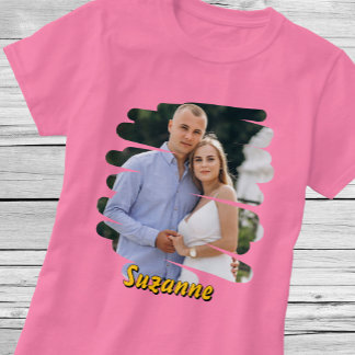 Fügen Sie Ihr Foto und Ihren Namen hinzu. Personal T-Shirt