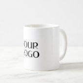 Fügen Sie Ihr Logo in eine weiße Tasse ein (VorderseiteRechts)