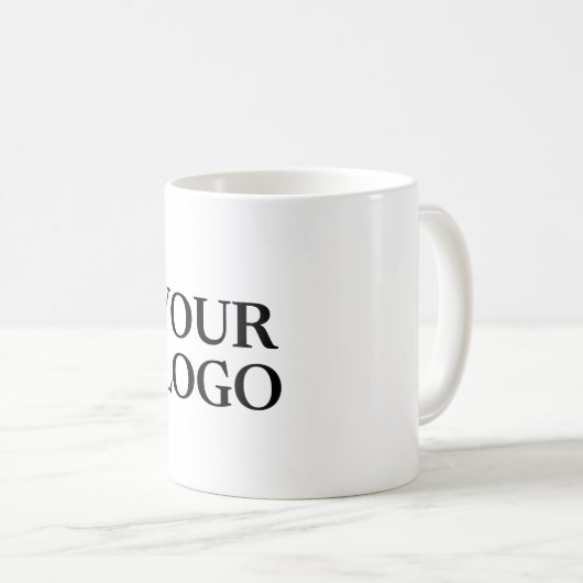 Fügen Sie Ihr Logo in eine weiße Tasse ein (VorderseiteRechts)