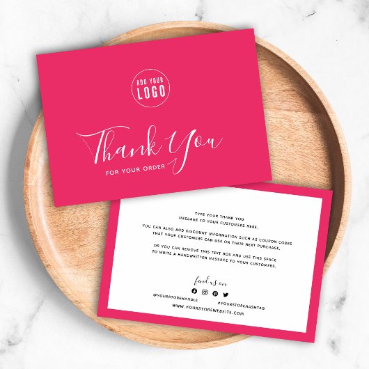 Fügen Sie Ihr Logo und die bearbeitbare Grenzfarbe