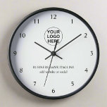 Fügen Sie Ihr Logo und Ihren Text hier hinzu l Wer Uhr<br><div class="desc">Werben Sie Ihre Marke mit unserer Werbe-White-Uhr,  mit Ihrem Logo und individuellem Text. Diese elegante,  moderne Uhr verleiht jedem Raum eine Touch von Eleganz und behalte gleichzeitig Ihre Marke Front und Mitte. Ideal für Büros,  Empfang oder als Geschenk für Unternehmen,  kombiniert es Funktionalität mit effektivem Marketing.</div>