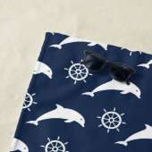 Fügen Sie Ihre Namens| Delphine auf Parade-Muster Strandtuch (Beispiel)