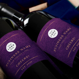 Fügen Sie Ihrem Logo den Namen Ihrer lila Goldfirm Weinetikett