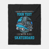 Fügen Sie Ihren eigenen Text nie zu unterschätzen  Fleecedecke (Vorderseite)