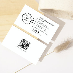 Fügen Sie Ihren Logo Social Media QR Code Corporat Visitenkarte