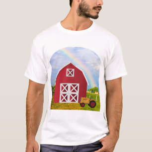 Fügen Sie Ihren Namen zu Red Barn mit Blue Sky hin T-Shirt