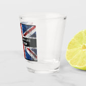 Fügen Sie Ihren Text in englischer Flagge Throw Pi Schnapsglas (Rechts)