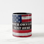 Fügen Sie Ihren Text unter amerikanischer Flagge h Zweifarbige Tasse (Mittel)