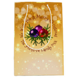 Fügen Sie Name Matching Weihnachten auf Gold Mediu Mittlere Geschenktüte