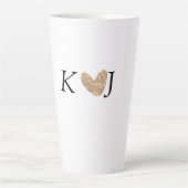 Fügen Sie Pärchenbrief Hochzeit goldenes Herz Glit Milchtasse (Vorderseite)
