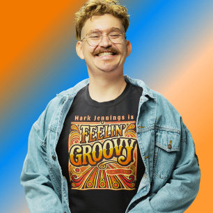 Fühl Dich Groovy Personalisiertes Retro 70er Vinta Tri-Blend Shirt