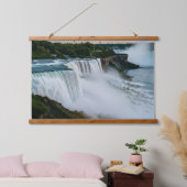 "Fühlen Sie den Power - Niagara Falls Wandteppich Mit Holzrahmen (Schlafzimmer)