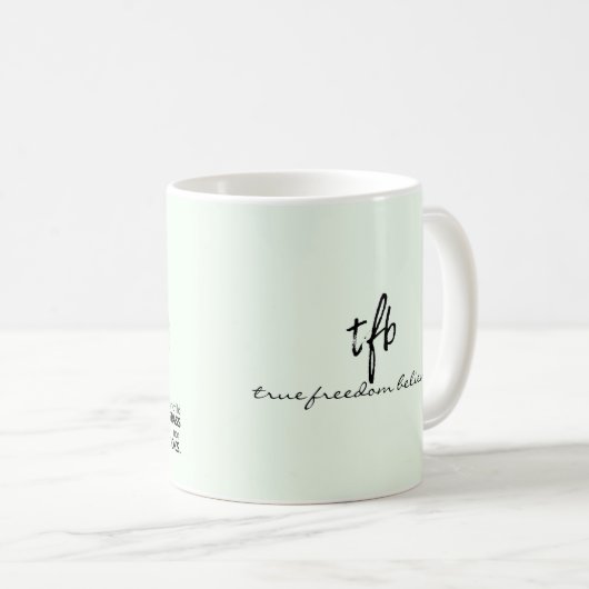 Führen Sie ein Kind im Freien oder in eine virtuel Kaffeetasse (VorderseiteRechts)