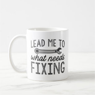 Führen Sie mich zu dem, was repariert werden muss Kaffeetasse