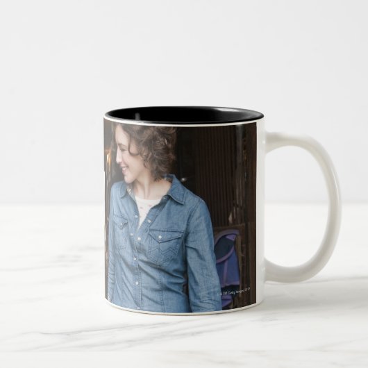 Führendes Pferd der Frau Zweifarbige Tasse (Rechts)