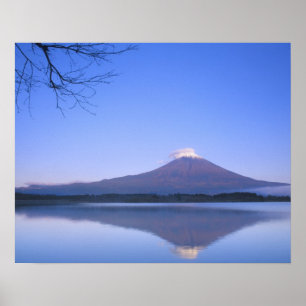 Fuji aus dem Motosu-See, Yamanashi, Japan Poster