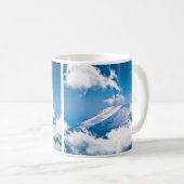 Fuji, in den Wolken, Japan Kaffeetasse (VorderseiteRechts)