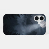 Full Moon Over Misty Forest Dark Case iPhone 16 Hülle (Rückseite (Horizontal))