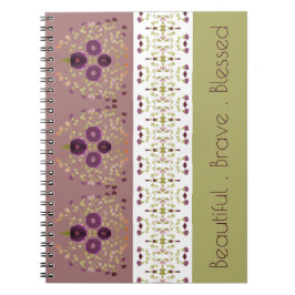 Fulldesign mit Lila Notizblock