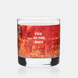 Füllen Sie das Brim aus Whiskyglas