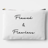 Füllhalter mit fehlerhafter und lückenloser Beipac Zubehörtasche (Vorderseite)