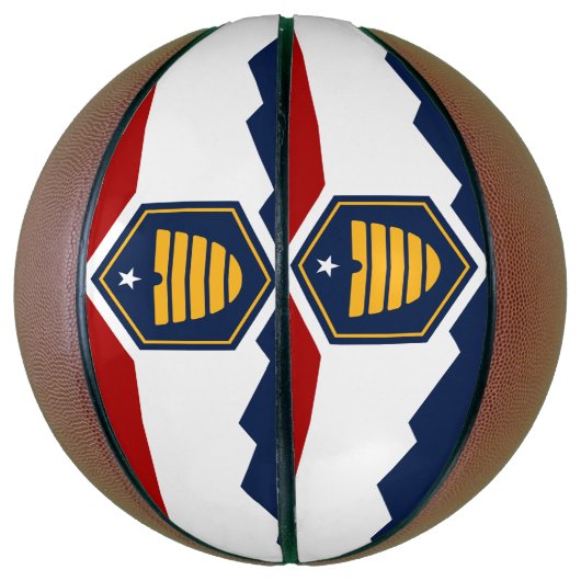 Fullsize Basketball with Flag of Utah, USA (Vertikal)
