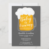 Fun Baby Brauer Pint dunkelgraue Babydusche Einladung (Vorderseite)