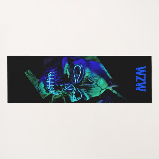 Fun Beängstigend Neon Blue Aquamarin Skull Monogra Yogamatte (Rückseite (Horizontal))