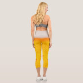Fun Beer Brewery trinkt Happy Hour Party Capri Leggings (Rückseite)