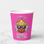 Fun Birthday Girl with Basketball Theme Pappbecher (Vorderseite)