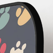 Fun Black Colorful Monogram Dog Paw Muster Pickleball Schläger (Linke Seite)