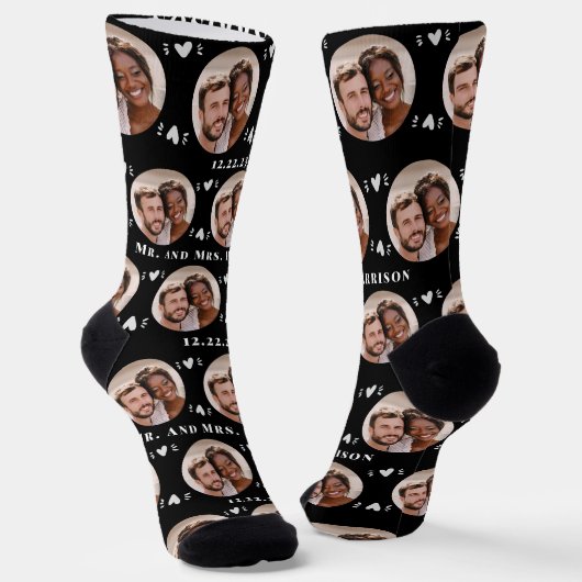 Fun Black Newlyweds Foto Pattern Socken (Gewinkelt)