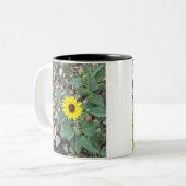 Fun-Blume-Tasse Zweifarbige Tasse (Vorderseite Links)