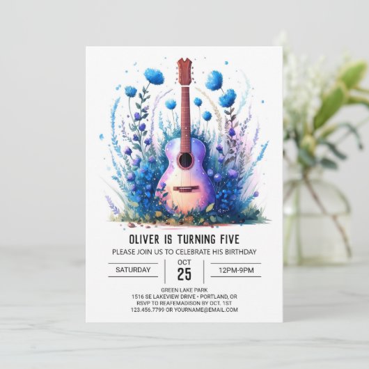 Fun Boho Guitar Boy Birthday Einladung (Stehend Vorderseite)