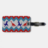 Fun Boys Dinosaurier Red Blue Zickzack Pattern Gepäckanhänger (Rückseite horizontal)