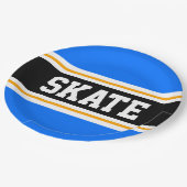 Fun Bright Blue Black Yellow SKATE Racing Streifen Pappteller (Schrägansicht)