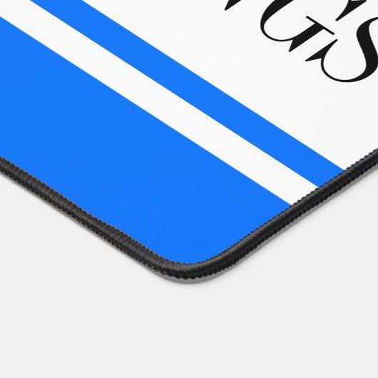 Fun Bright Blue White Season Grüße Streifen Schreibtischunterlage (Ecke)