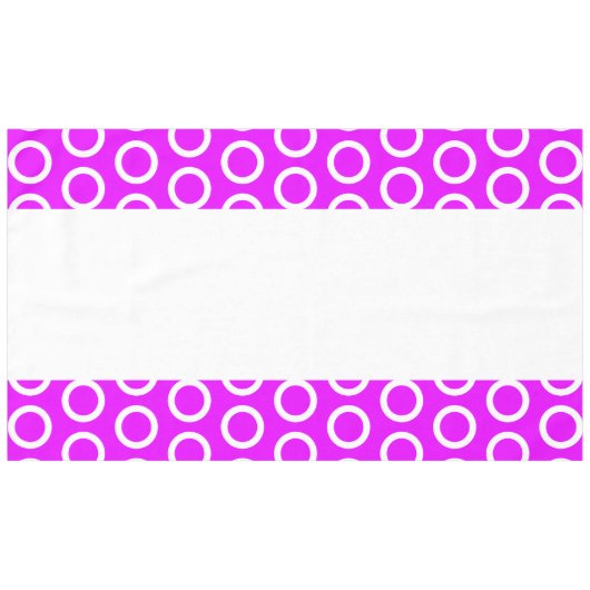 Fun Bright Pink gepolsterte Ringe Muster Weiße Str Tischdecke (Vorderseite (Horizontal))