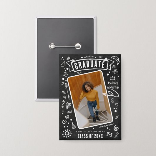 Fun Chalkboard Doodle Foto Abschluss Button (Vorderseite/Rückseite)