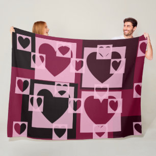 Fun Checkered Hearts Soft Pink und Wine Red Fleecedecke